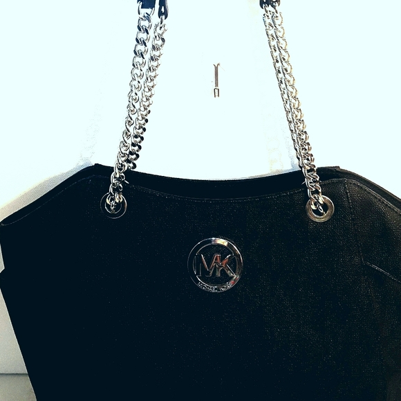 Michael Kors Signature Jet Set Travel Tote Bag - Picture 3 of 8